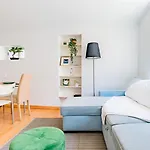 Sao Jose 2br @ Center ליסבון