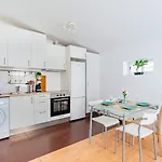 Sao Jose 2br @ Center ליסבון