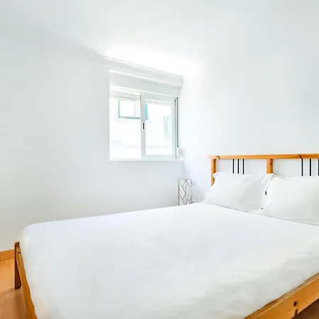 Sao Jose 2br @ Center * Лиссабон
