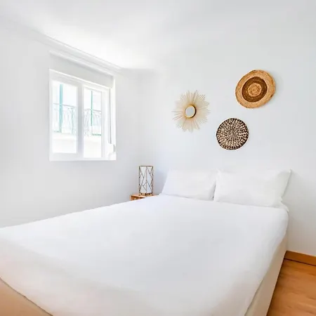 Апартаменты Sao Jose 2br @ Center Лиссабон