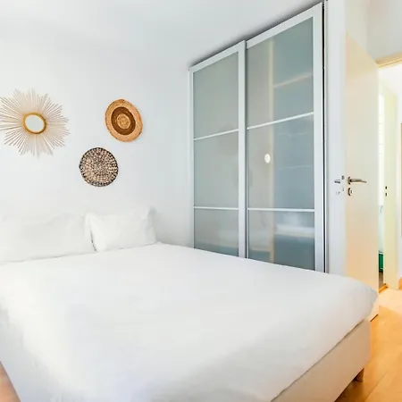 Sao Jose 2br @ Center Apartment *
