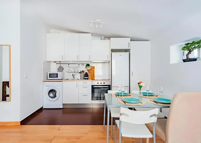Sao Jose 2br @ Center * Lissabon